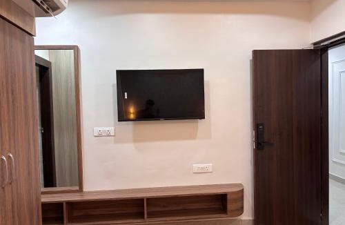 Varanasi Hotel | Hotel Ravindraya Residency