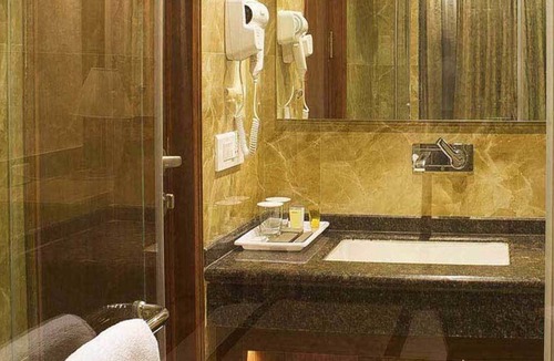 Patel Nagar Hotel | Hotel Regent Grand