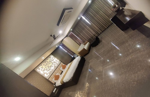 Vallabh Vidhyanagar Hotel | Hotel Restandview