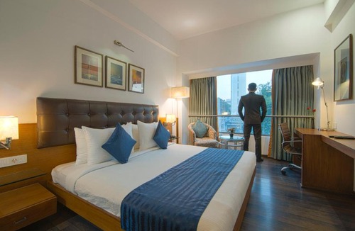Ahmedabad City Centre Hotel | Hotel Riverview