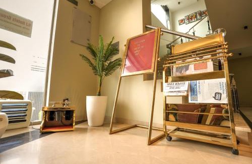 Knowledge Park III Hotel | Hotel Rj