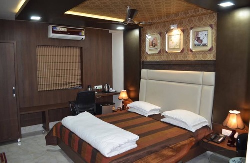 Pakur Hotel | Hotel RK Palace