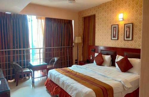Naranpura Hotel | HOTEL RK REGENCY