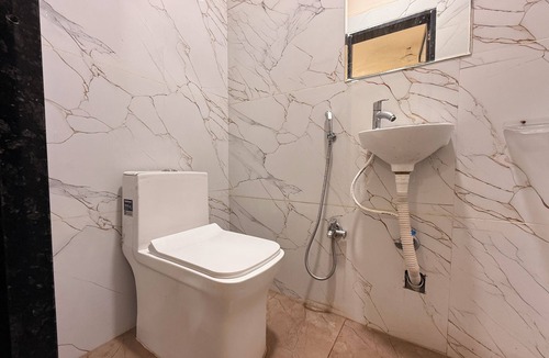 Ujjain Hotel | Hotel Roshan