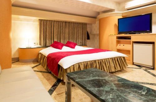 Asahi Hotel | Hotel Route One