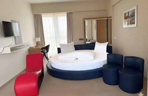 Pune Hotel | Hotel Royal Inn