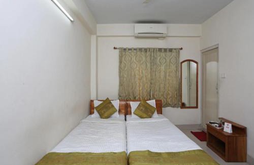 Tollygunge Hotel | Hotel Royal Inn Tallygunge Kolkata