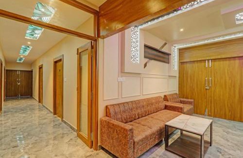 Gorakhpur House | Hotel Royal Regency Palace Vijay chowk Gorakhpur