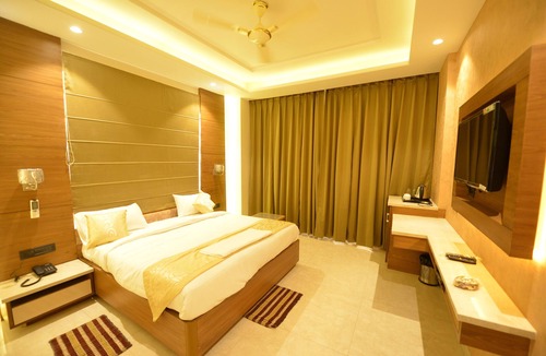 Pink City Hotel | Hotel RR 62