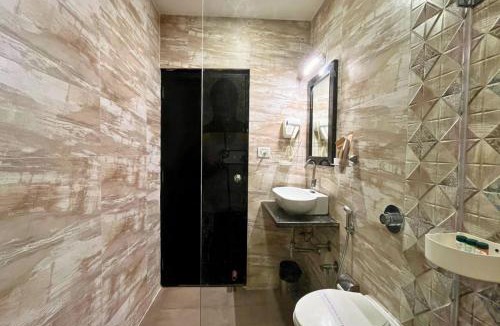 Varanasi Hotel | Hotel Runway Inn