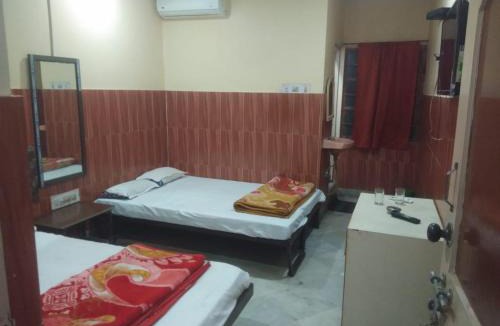 Deoghar House | HOTEL S-A-V-I-T-R-I PALACE Near Shree Baba Baidyanath Jyotirlinga - Free Wifi And Parking Facilities - Spacious and Fully Air Conditioned Rooms-Budget Hotel