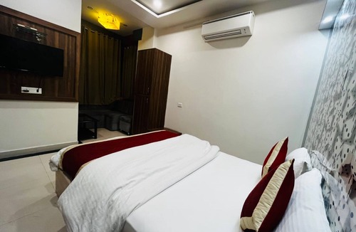 Chittorgarh Hotel | Hotel Saikripa Chittorgarh With AC