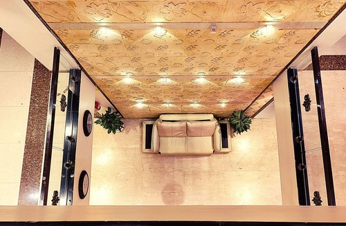 Mansarovar Hotel | Hotel Sapphire World