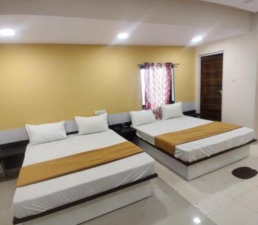 Maninagar House | HOTEL SAROVAR IIN