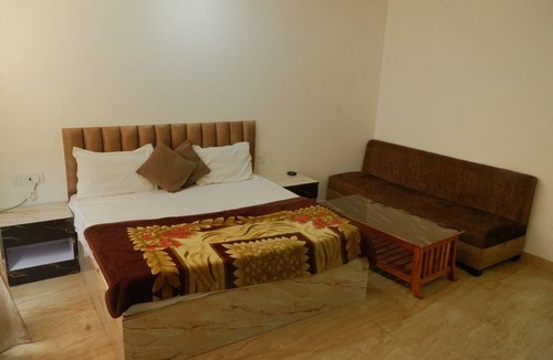 Jaunpur Hotel | Hotel satyam