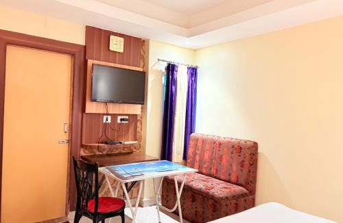 Cuttack Hotel | Hotel Sea View Residency Near Sea Beach - Near Light House ! Sea Beach - Swargadwar Golden Beach -Fully Air Conditioning Luxuray Rooms ! BEST HOTEL I