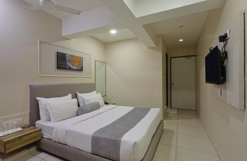 Bodakdev Hotel | HOTEL SHALIGRAM