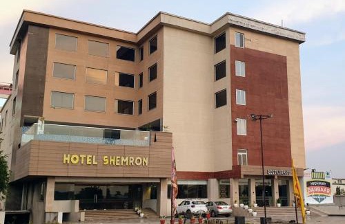 Shahjahanpur Hotel | Hotel Shemron