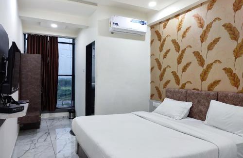 Rajpipla Hotel | Hotel Shivam