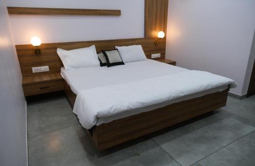Rajpipla Hotel | HOTEL SHREE RAM