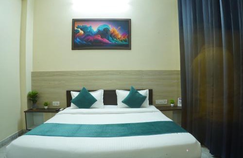 Malviya Nagar Hotel | Hotel Silver Stay