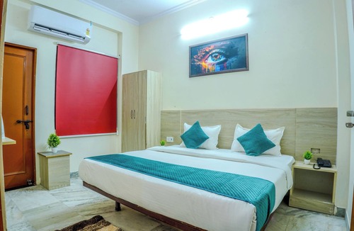 Malviya Nagar Hotel | Hotel Silver Stay