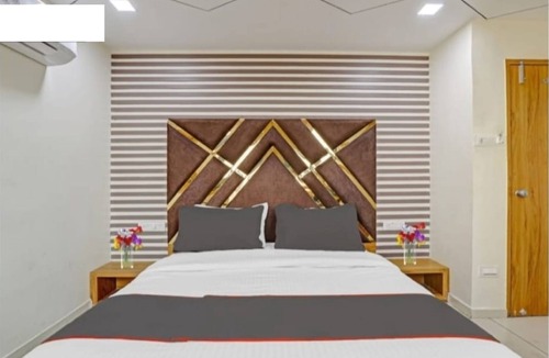 Vadodara Hotel | HOTEL SR