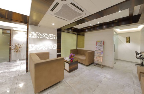 Ellis Bridge Hotel | Hotel Summit