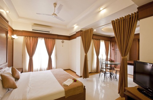 Ellis Bridge Hotel | Hotel Summit