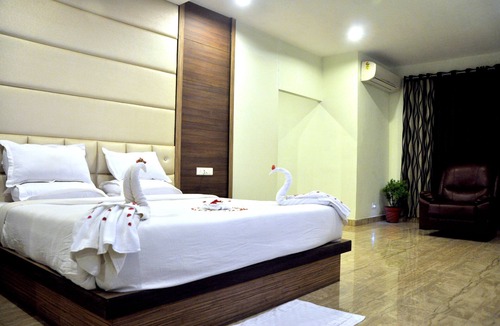 Belpahar Hotel | Hotel Suncity Palace