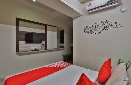 Navrangpura Hotel | Hotel Sunstay