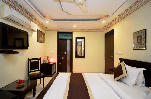Amer Fort Road Hotel | Hotel Surya Garh