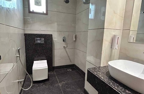 Kalyanpur Hotel | Hotel Swarn Bhoomi
