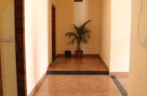Bandikui Hotel | Hotel Swaroop