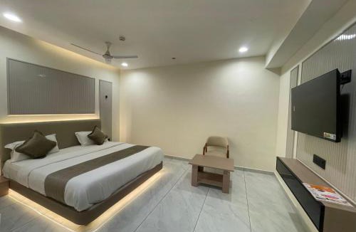 Naroda Hotel | Hotel The Indra Palace