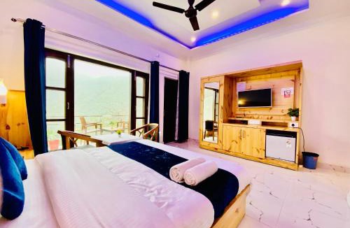 Haidargarh Hotel | Hotel The SSB - Property of the Year ! Luxury Balcony Rooms ! Mountain View ! Rooftop Cafe ! Big Parking !