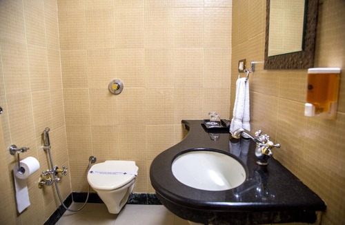Mulund West Hotel | Hotel Tip Top Plaza