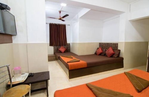 Merces Hotel | Hotel Travellers Inn