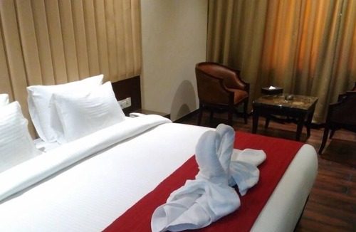 Satna Hotel | Hotel Uma Residency