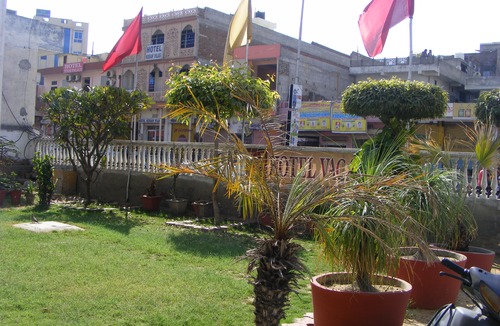 Amer Fort Road Hotel | Hotel Vacation