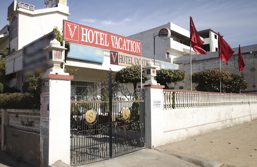 Amer Fort Road Hotel | Hotel Vacation