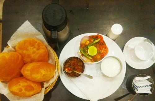 Alambagh Hotel | HOTEL VINAYAK