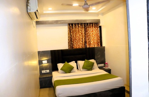Gandhinagar Hotel | Hotel Vrundavan