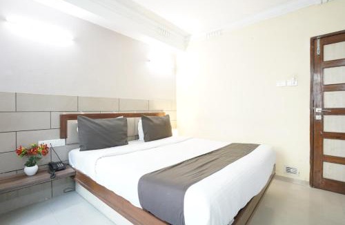 Ahmedabad City Centre Apartment | hotelshantisadan