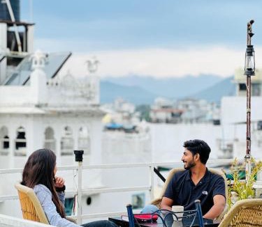 Udaipur District Hostel | Hype Hostel Udaipur - Lake View Rooftop