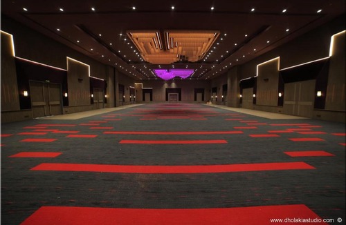 Chandkheda Hotel | Ibiza Hotel