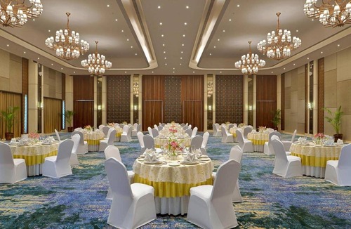 Gandhinagar Hotel | 85 m² Hotel ∙ 4 guests