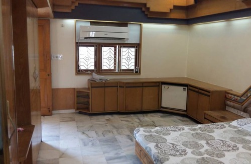Ahmedabad Resort | Private room ∙ 4 guests