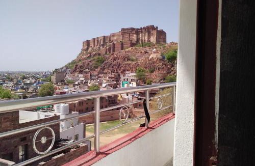Gulab Sagar House | Inda Heritage Guest House