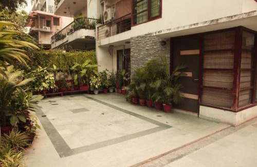 New Delhi Bed & Breakfast | Indee home